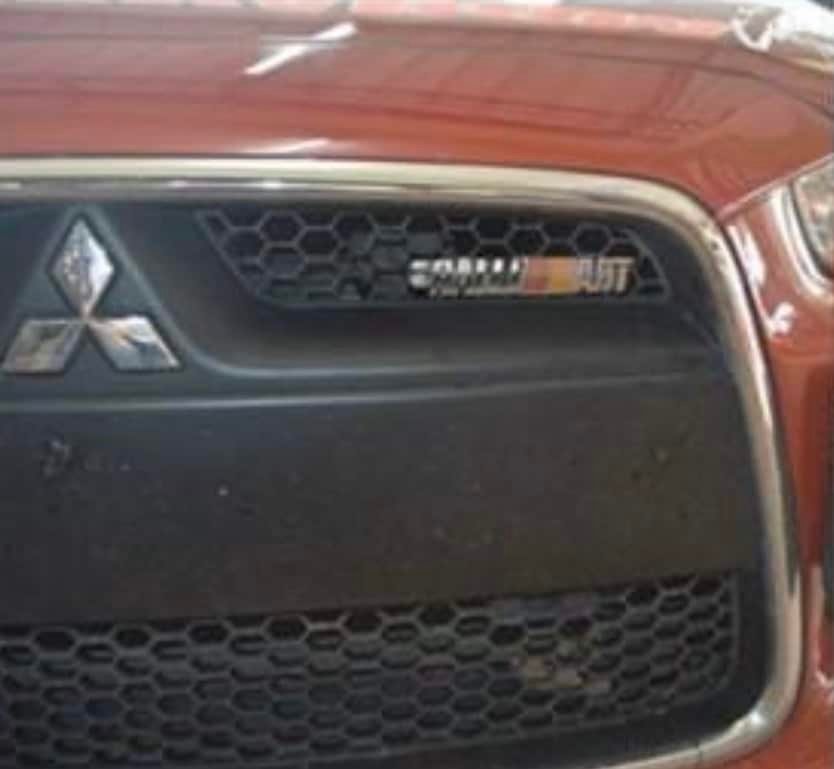 Logo en acier frontal