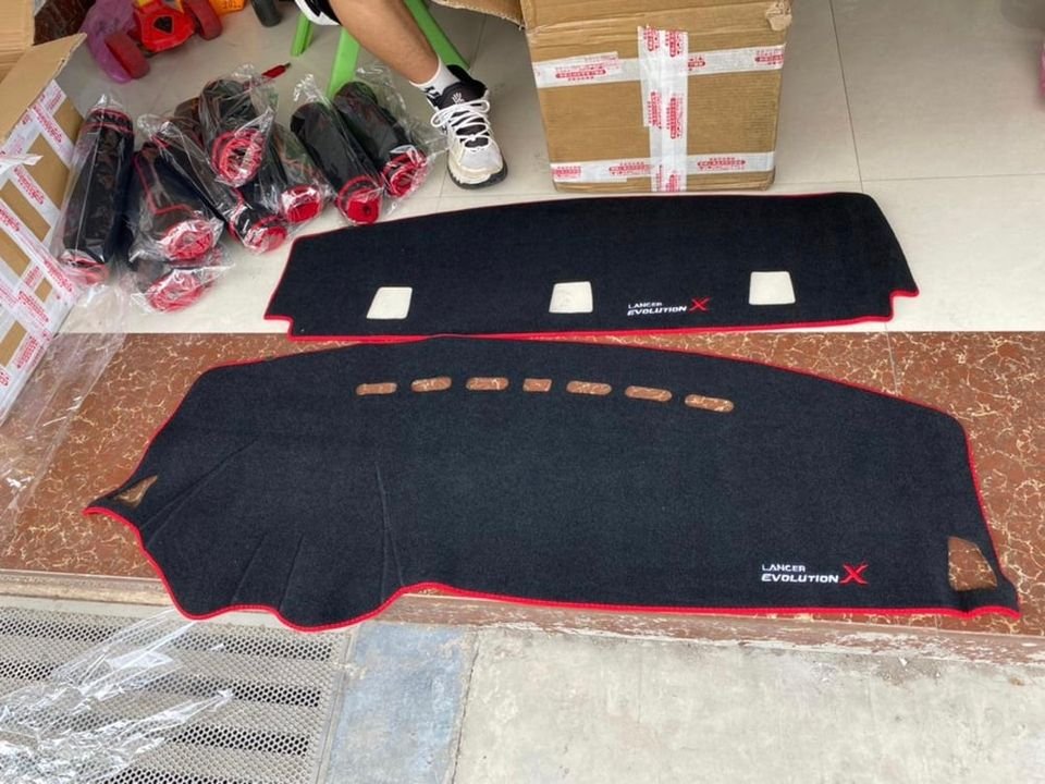 Dash Mats
