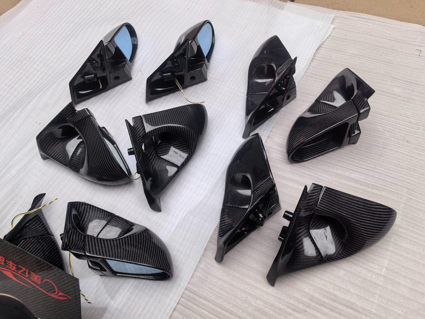 Varis Carbon Mirror