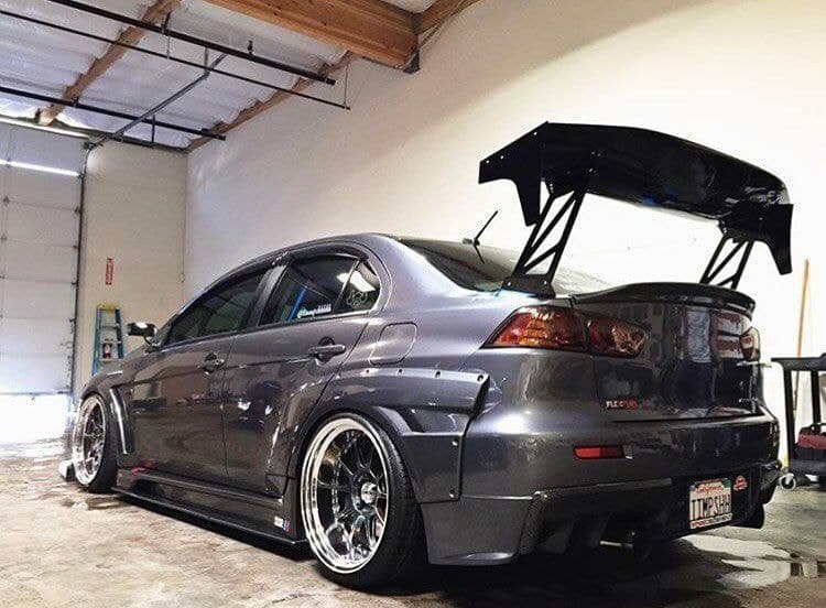 CS Evo X Rear Wide Fender FRP