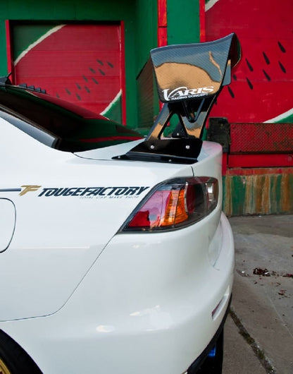 Varis Carbon Wing