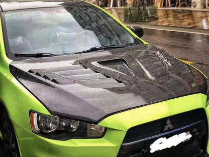 VARIS V3 Hood Carbon