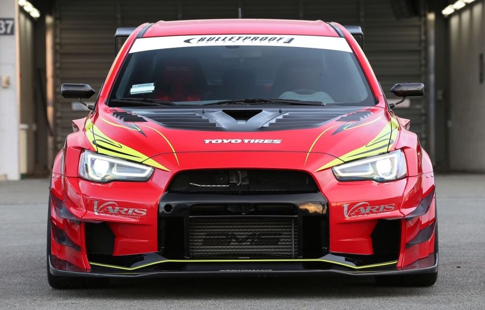 VARIS V3 Hood Carbon