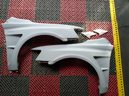 VARIS V3 Wide Fender FRP