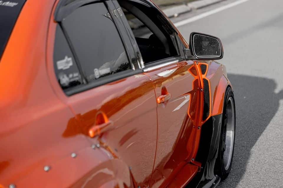 Varis V2 Wide Body Kit Evo X