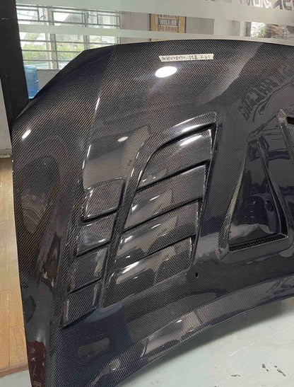 VARIS V3 Hood Carbon