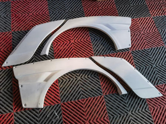 CS Evo X Rear Wide Fender FRP