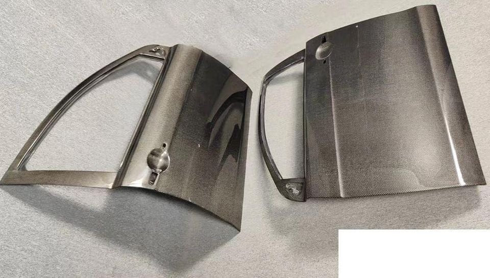 Carbon Door