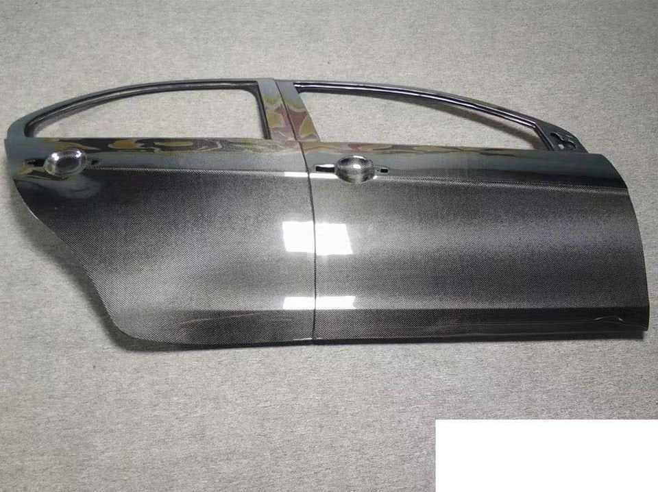 Carbon Door