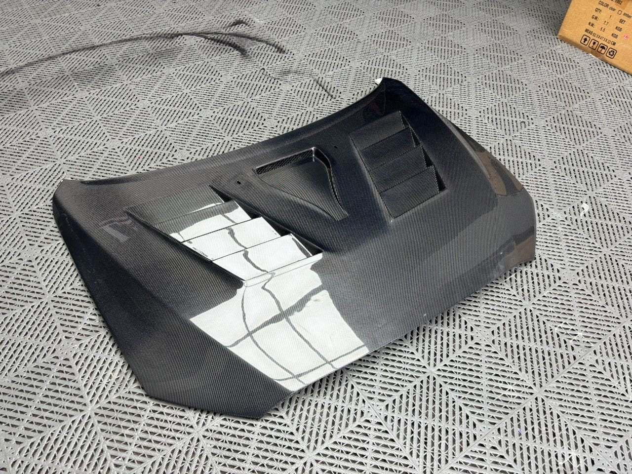 Mugen Carbon Hood