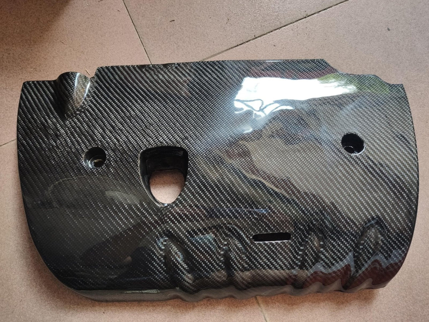 Engine Cover Carbon